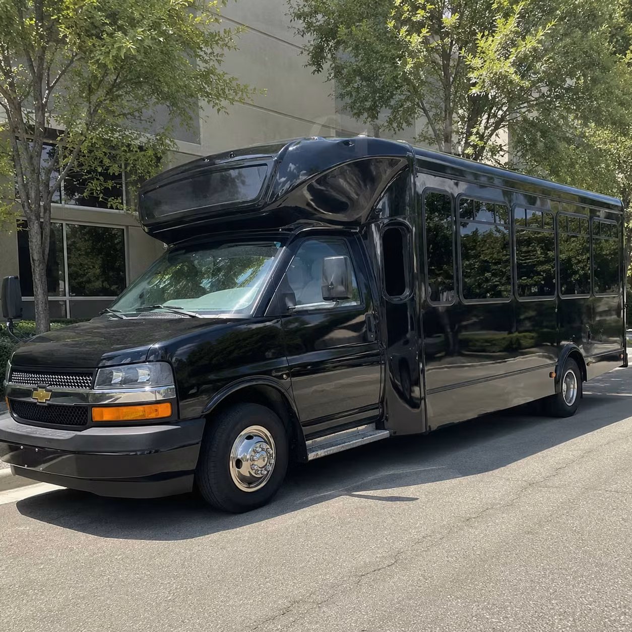 party buses for columbus prom nights at the ohio expo center and beyond